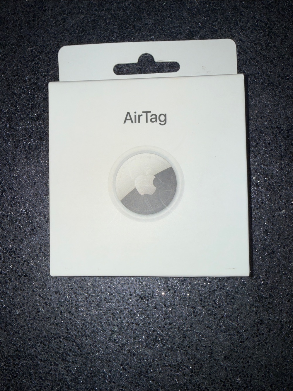 Apple AirTag - White and Silver Finish
